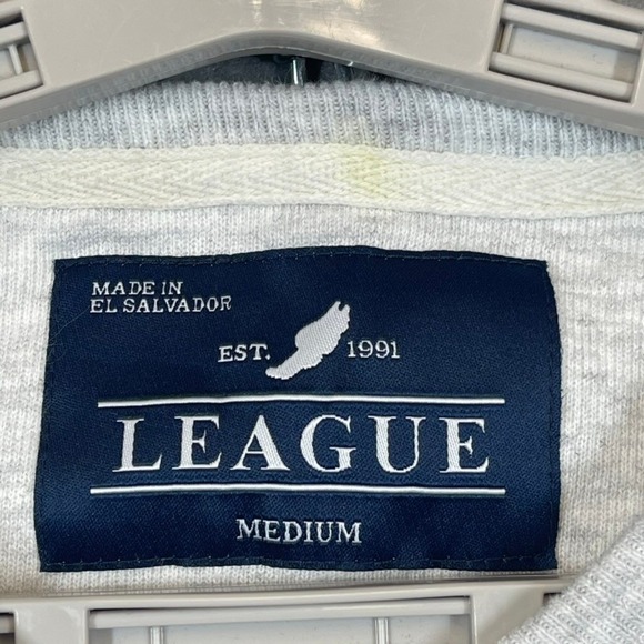 UC Davis Sweatshirt Mens Medium Gray Est 1908 Graphic Kangaroo Pocket League - Picture 4 of 14